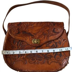 Vintage hand tooled Brown Leather Handbag
